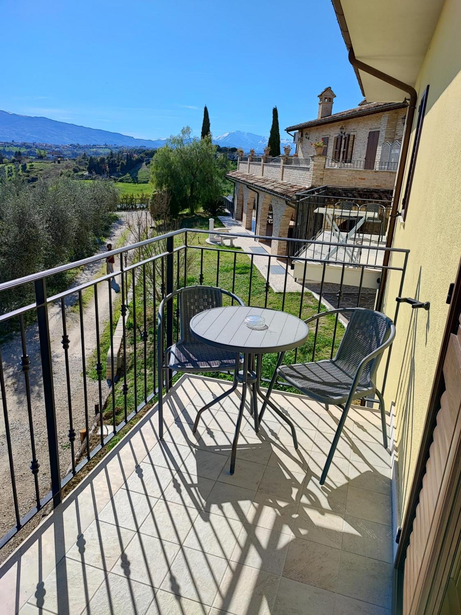 Agriturismo Alla Solagna Colli del Tronto Kültér fotó